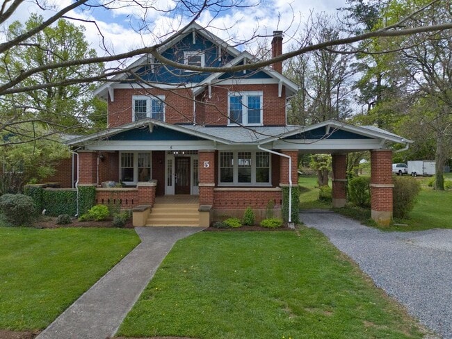 property at 5 Park St