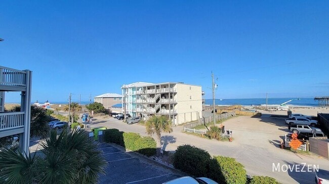 1801 Canal Dr in Carolina Beach, NC - Building Photo - Building Photo