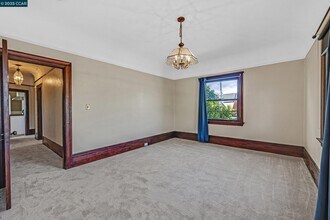 3102 Martin Luther King Jr Way in Berkeley, CA - Building Photo - Building Photo