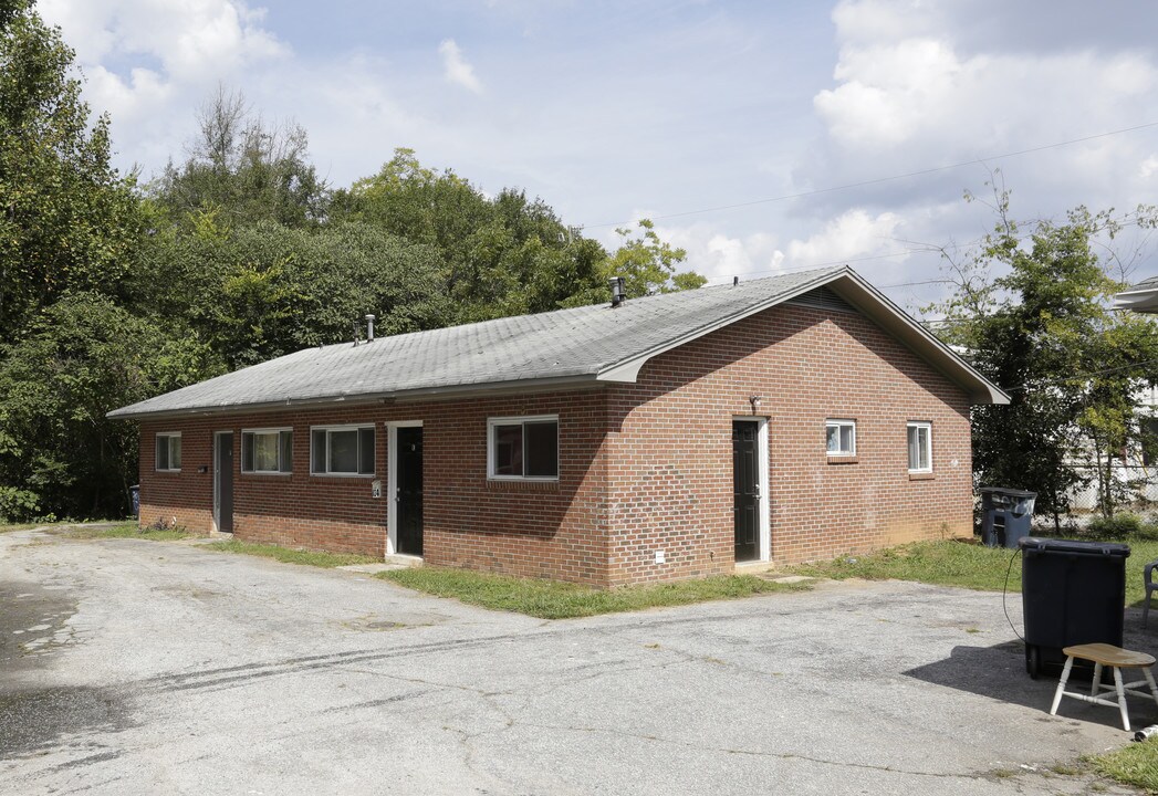 College St Duplex in Simpsonville, SC - Foto de edificio