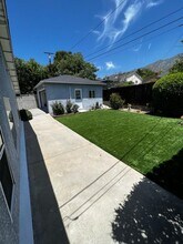 3343 Santa Carlotta St in Glendale, CA - Building Photo - Building Photo