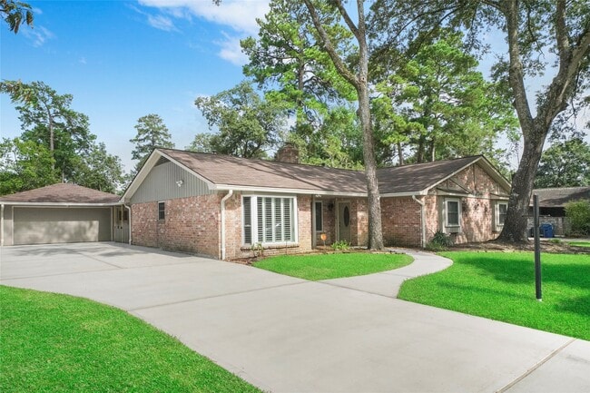 property at 28914 Pine Hill Dr