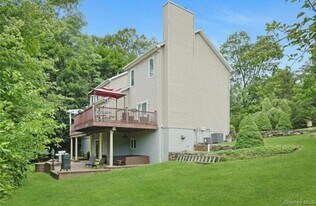 267 Lafayette Ave in Cortlandt Manor, NY - Building Photo