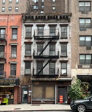 940 1st Ave in New York, NY - Building Photo - Primary Photo