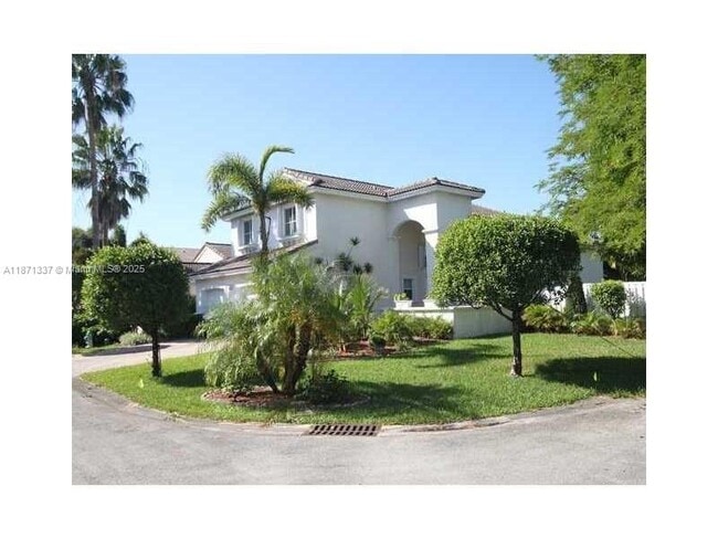 property at 4821 SW 34th Terrace