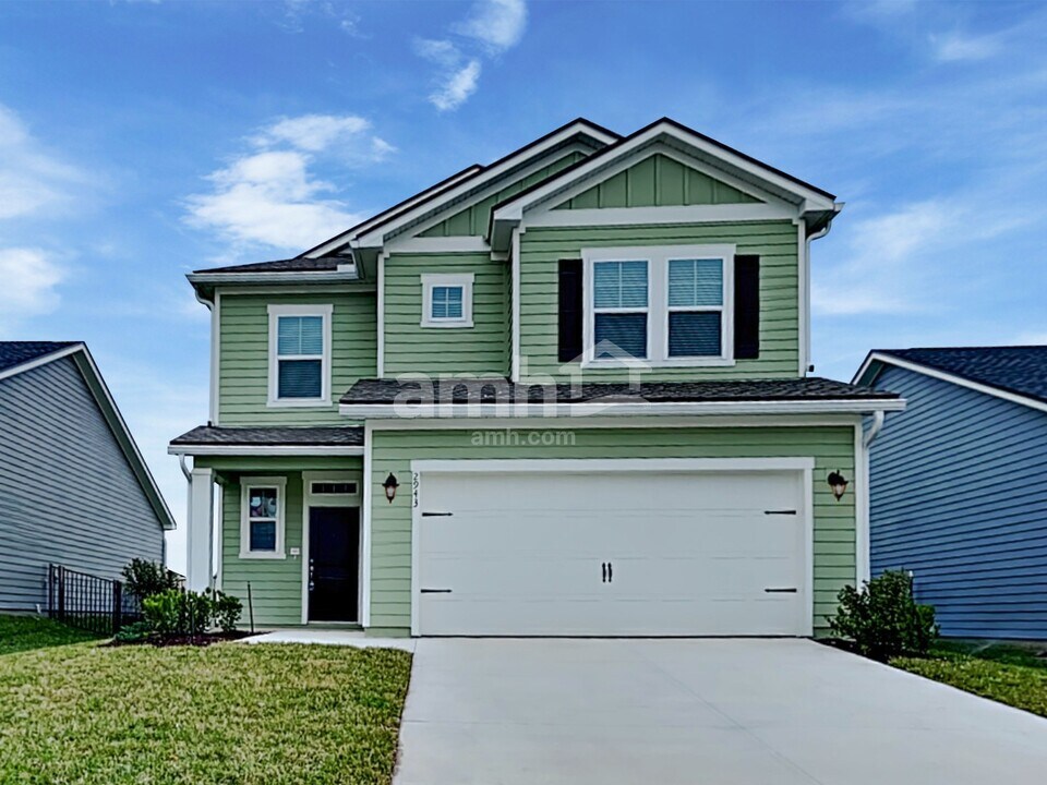 2943 Rolling Acres Rd in Green Cove Springs, FL - Building Photo