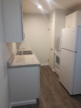 308 Miller Ave, Unit 2A in Weirton, WV - Building Photo - Building Photo