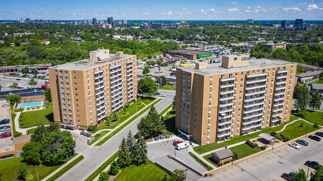 Capitol Hill Apartments in Kitchener, ON - Building Photo - Building Photo