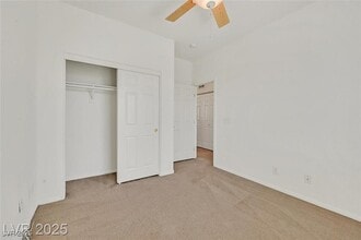 10162 Sunshine Village Pl in Las Vegas, NV - Building Photo - Building Photo