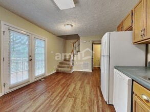 6955 Saint Croix Ln in Knoxville, TN - Foto de edificio - Building Photo