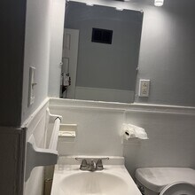 5546 Janet Ave in Jennings, MO - Building Photo - Building Photo