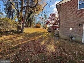 6 Grove Ln in Broomall, PA - Building Photo - Building Photo