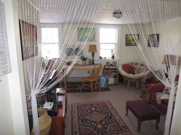24 Brookes Ave in Burlington, VT - Building Photo