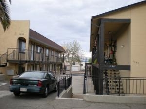 1153-1161 West St in Redding, CA - Building Photo