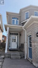 943 Ledbury Crescent in Mississauga, ON - Building Photo - Building Photo