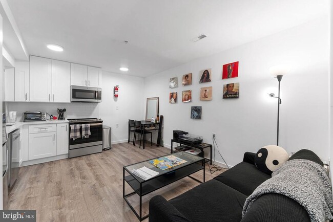 1119 6th St NW in Washington, DC - Building Photo - Building Photo