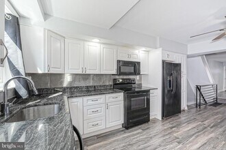 1920 Fitzgerald St in Philadelphia, PA - Building Photo - Building Photo