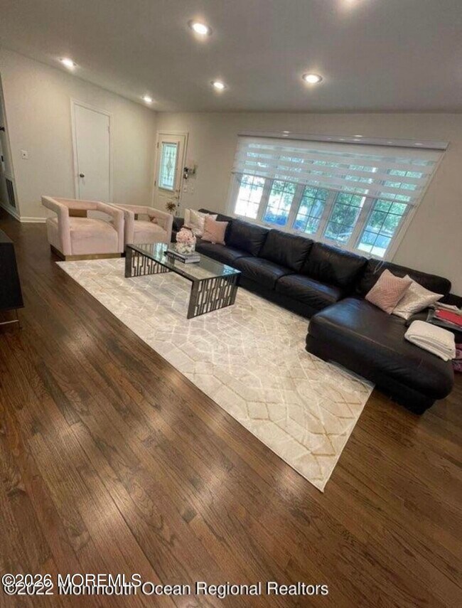 6 Teabury Ln in Ocean Township, NJ - Building Photo - Building Photo