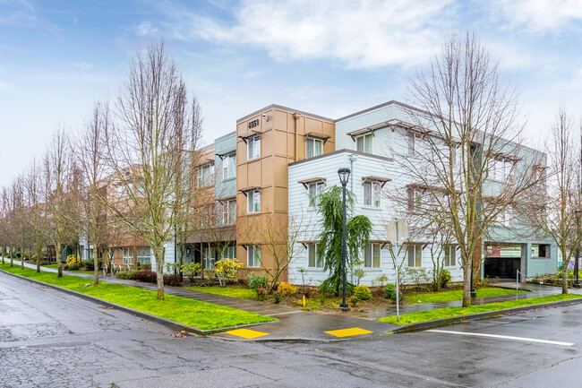 Former Concordia Place Apartments in Portland, OR - Building Photo - Building Photo