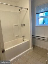 918 S 12th St in Philadelphia, PA - Building Photo - Building Photo