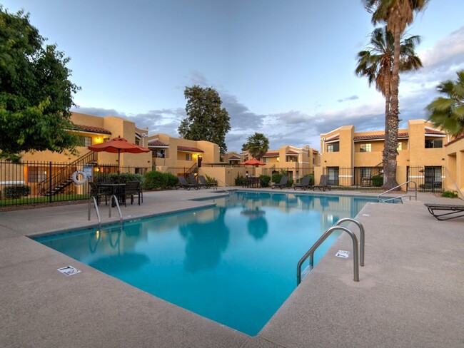 Alterra Apartments in Tucson, AZ - Foto de edificio - Building Photo