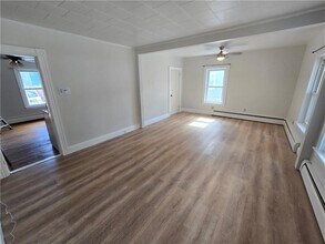 1019 Victory Hwy in Burrillville, RI - Building Photo - Building Photo