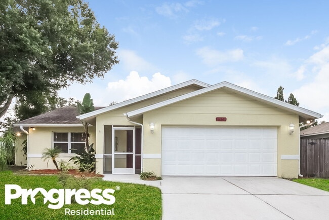 property at 2550 Briar Oak Cir