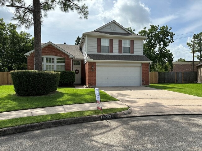 property at 14202 Misty Knoll Ct