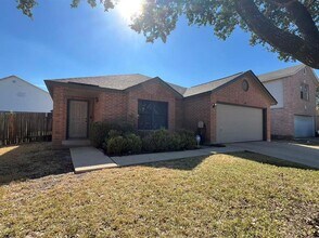 905 Justeford Dr in Pflugerville, TX - Building Photo - Building Photo