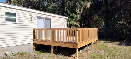 6 Hickory Hill Rd in Saint Helena Island, SC - Building Photo - Building Photo