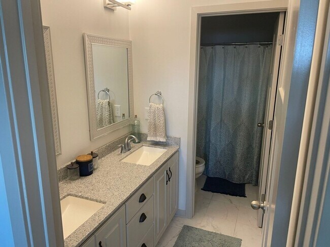 4910 Birchwood Dr in Papillion, NE - Building Photo - Building Photo