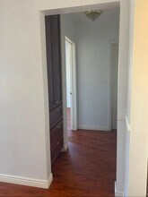 6107 S Hobart Blvd, Unit 6107 South Hobart in Los Angeles, CA - Building Photo - Building Photo