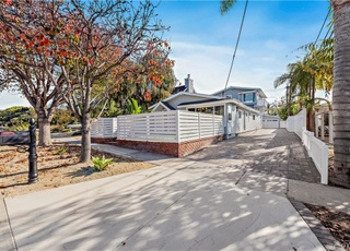 26422 Via California in Dana Point, CA - Building Photo - Building Photo