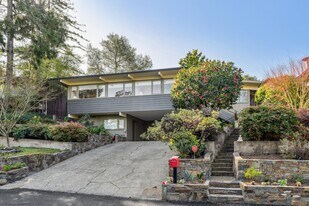 664 Woodmont Ave in Berkeley, CA - Building Photo