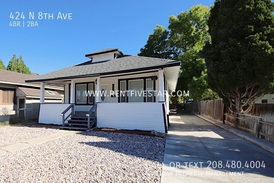 424 N 8th Ave in Pocatello, ID - Building Photo