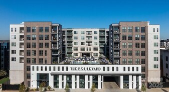 2408 South Blvd in Charlotte, NC - Building Photo