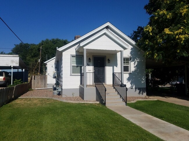 84 S 300 E in Cedar City, UT - Building Photo - Building Photo