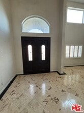 2600 W Picadilly Way in Anaheim, CA - Building Photo - Building Photo