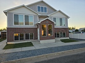 3813 Ogden Ave in Ogden, UT - Building Photo