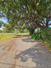 4609 Miley Rd in Plant City, FL - Building Photo - Building Photo