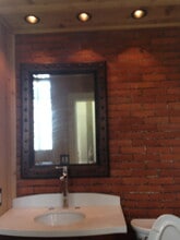 1182 Locust St in Dubuque, IA - Foto de edificio - Building Photo