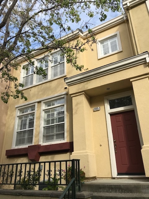 property at 3495 Dayton Common