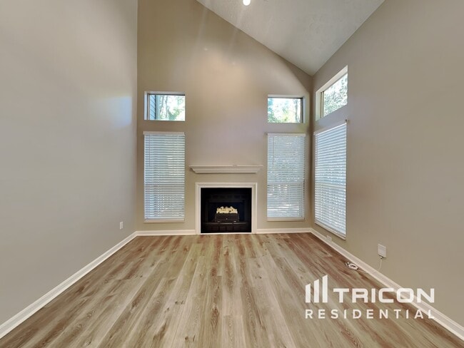 102 Yocum Dr in Smyrna, TN - Building Photo - Building Photo