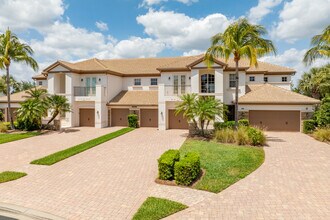 Players Cove in Naples, FL - Building Photo - Building Photo