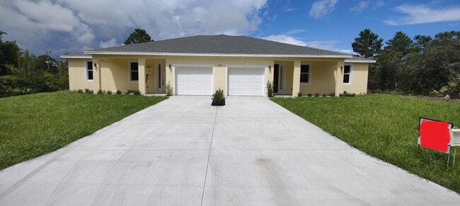 property at 1661 De La Vega St SE