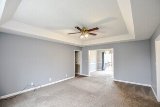 504 Brentwood Cir in Clarksville, TN - Foto de edificio - Building Photo