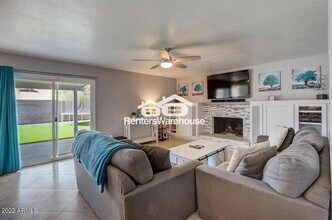 4145 W Danbury Dr in Glendale, AZ - Building Photo - Building Photo