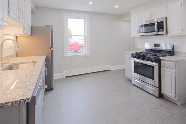 259 Calvary St in Waltham, MA - Building Photo - Building Photo