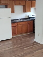 327 Wood Ave, Unit 2 in Boston, MA - Building Photo - Building Photo