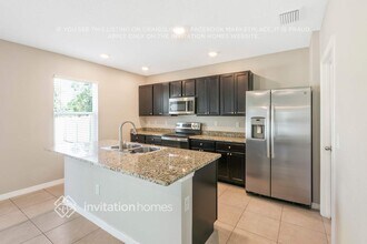 625 Diamond Ridge Rd in Seffner, FL - Building Photo - Building Photo